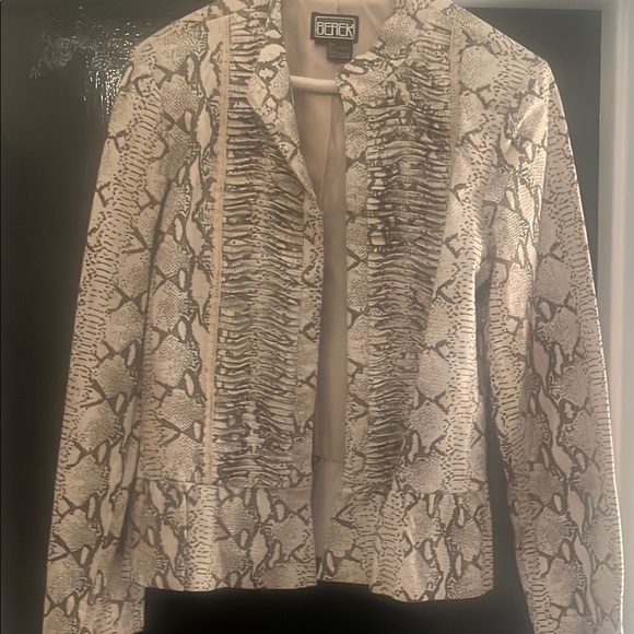 Snake Print Women's Jacket - Picture 1 of 4